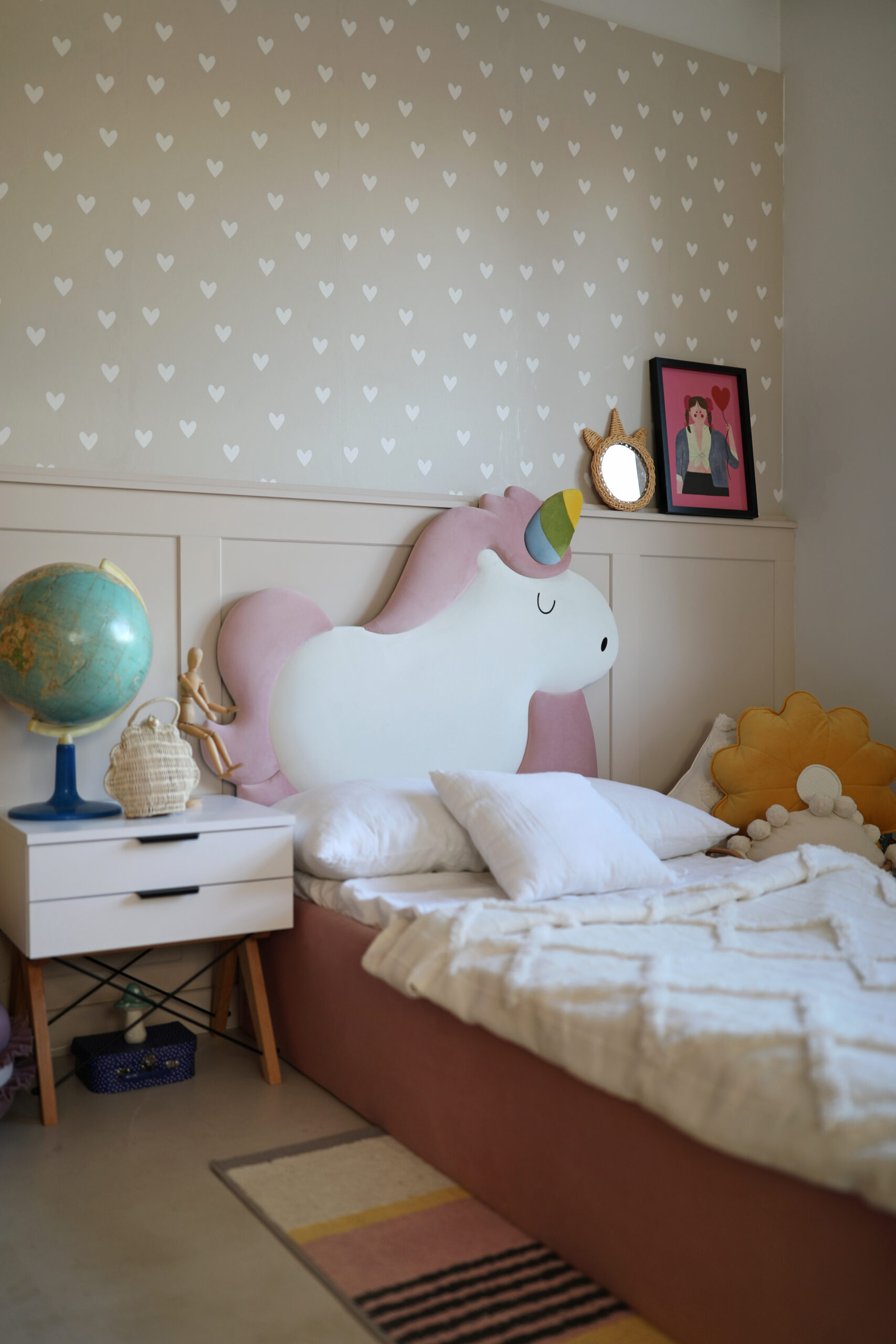 Okazja! Łóżko jednorożec UNICORN tapicerowane z dużą skrzynią 90x200cm